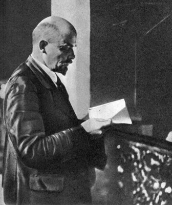 na-ii-kongresse-kominterna-1920-god-861x1024-1.jpg